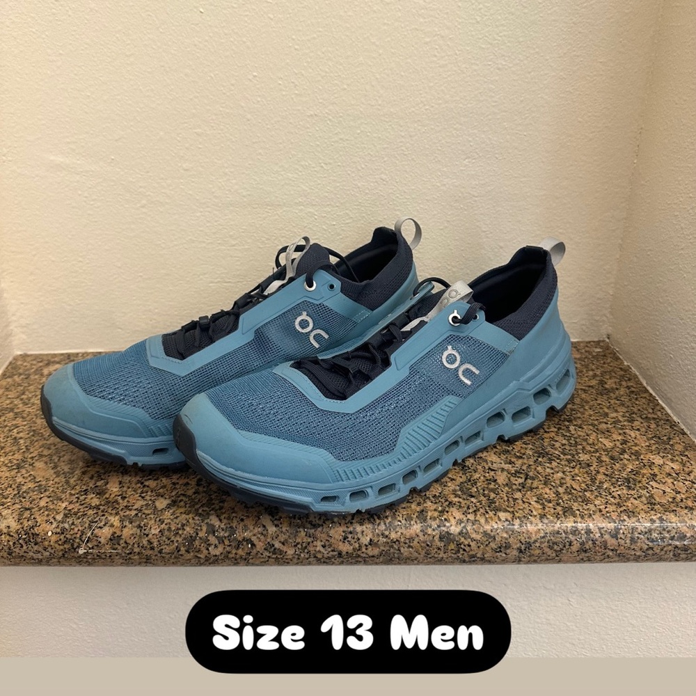 NEW On Running Men's Athletic Shoes - Blue and Black